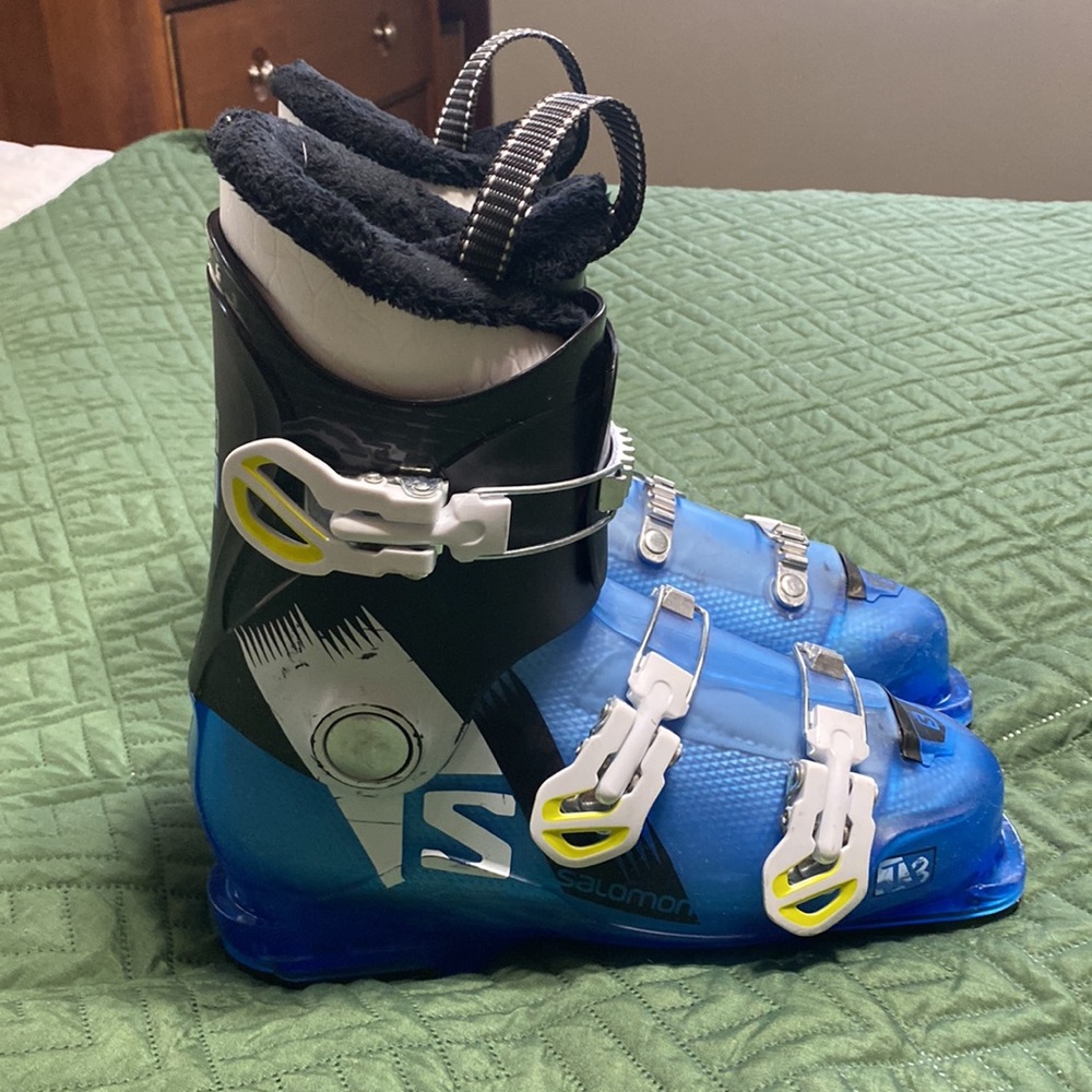 SKI BOOTS-KIDS